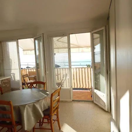 Apartment Immeuble Les Embruns